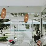 Saint-clair, Cote Hotel