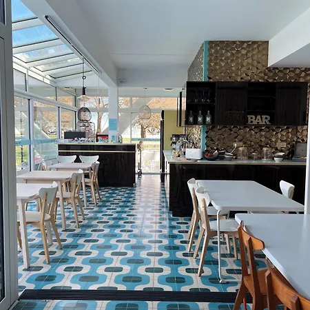 Saint-clair, Cote Hotel