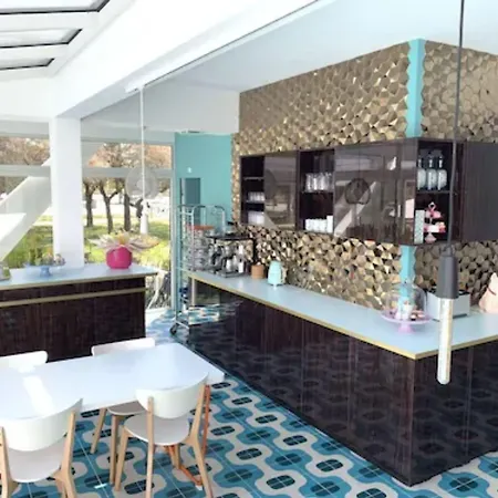 Otel Saint-clair, Cote