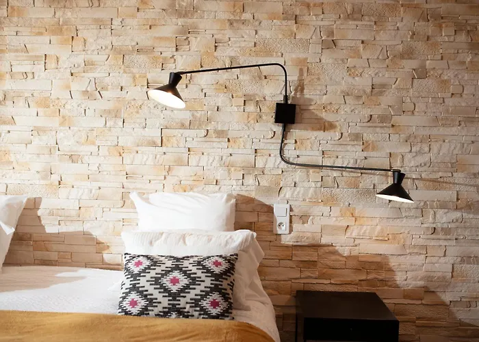 Saint-clair, Côté 3*