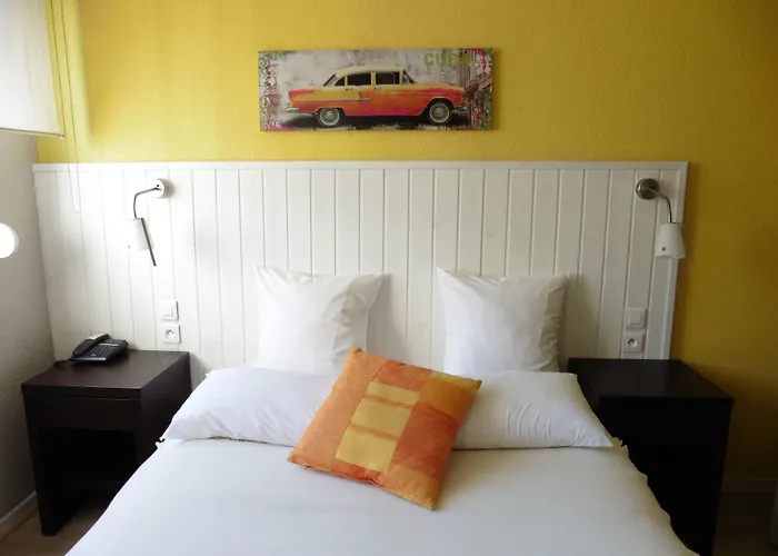 Saint-clair, Côté Hotel La Grande-Motte