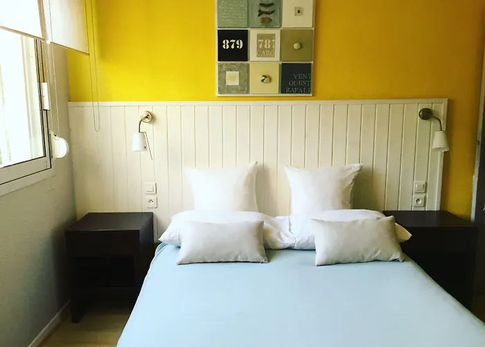 Saint-clair, Côté Hotel La Grande-Motte